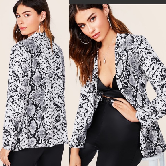 Snake skin print blazer gray black white jacket - Picture 2 of 2